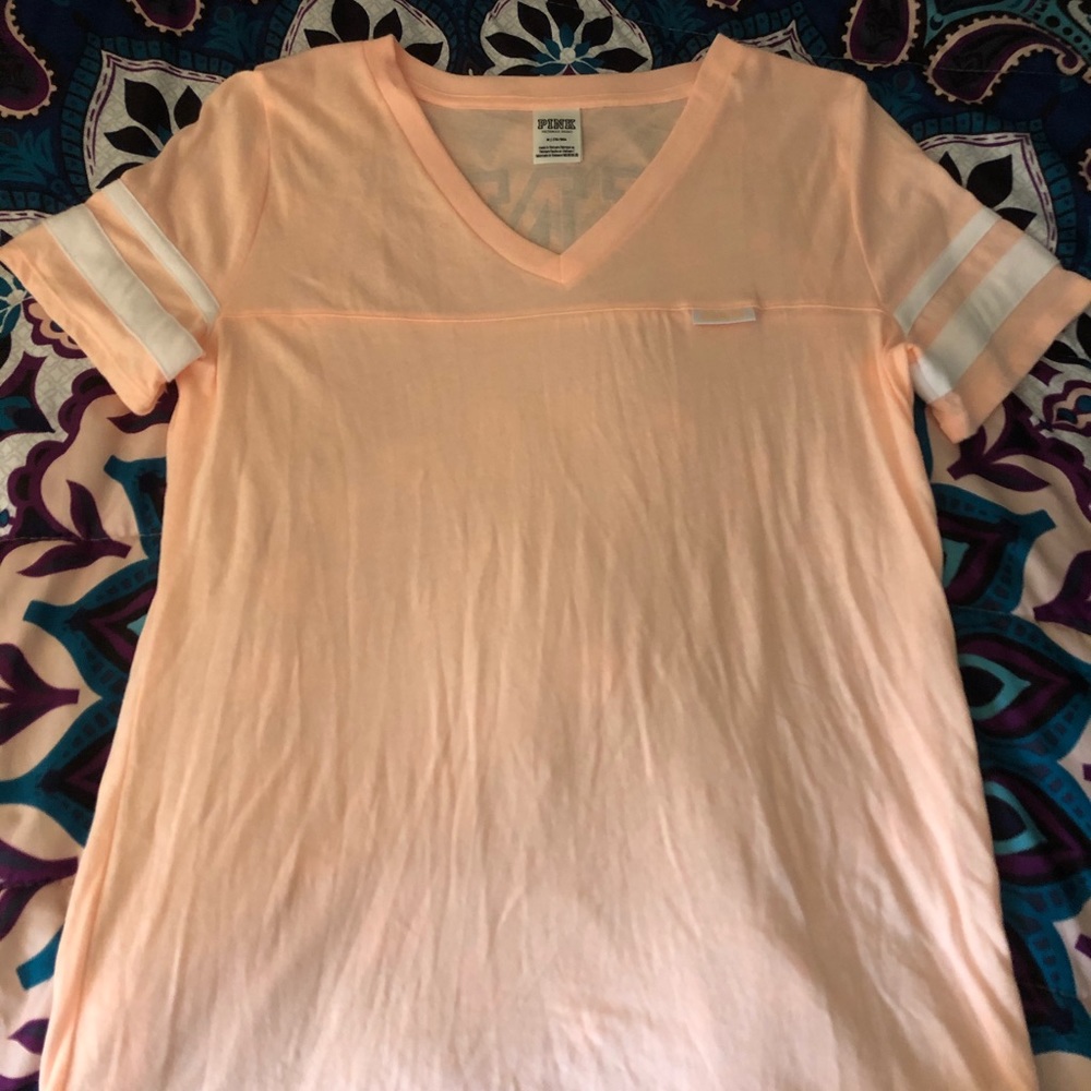 PINK V-Neck